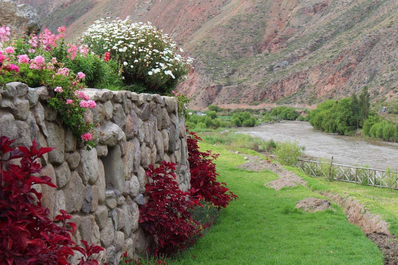 Taypikala Deluxe Valle Sagrado ウルバンバ エクステリア 写真
